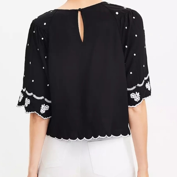 LOFT Black and White Ruffled 3/4 Sleeve Blouse NWOT - Picture 6 of 7